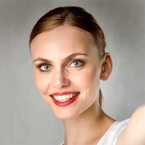 Gloria Alexander